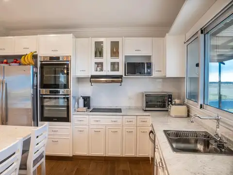 Casa Chateau Francés en venta en Barrio Costas, Puertos/Escobar