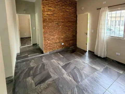 Departamento en Alquiler en El Palomar, $ 750.000
