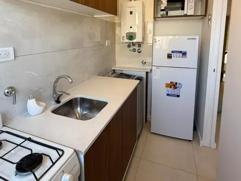 DEPARTAMENTO UN AMBIENTE RECICLADO Y AMOBLADO