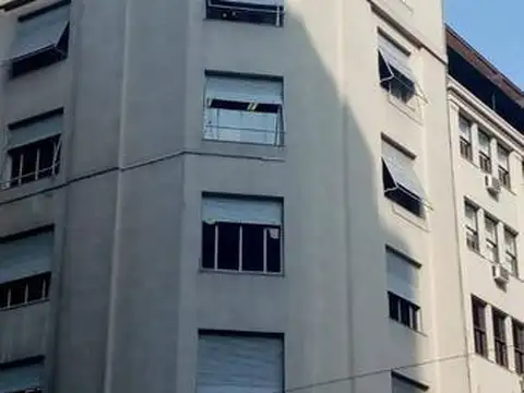 Av  Corrientes al 300