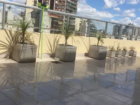 Monoambiente Con balcon Terraza En Caballito- Ultimo Piso