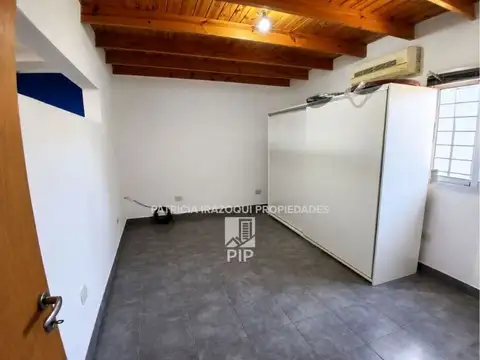 Depto Tipo Casa en Alquiler de 2 dormitorios