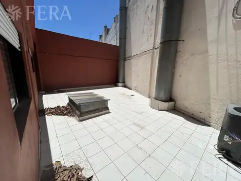 Venta Departamento 3 ambientes con terraza en Lanús