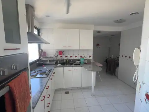Departamento en Alquiler de 3 dormitorios