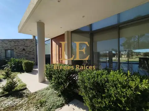 Casa en Venta en Manzanares, USD 510.000