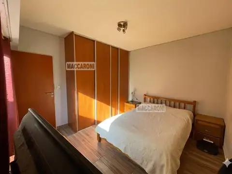 Depto Tipo Casa en Venta 8 años