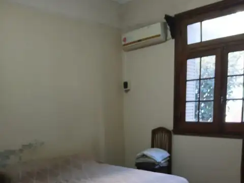 Depto Tipo Casa en Venta 50 años