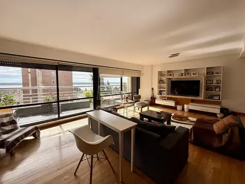 Departamento 7 ambientes con 2 baños