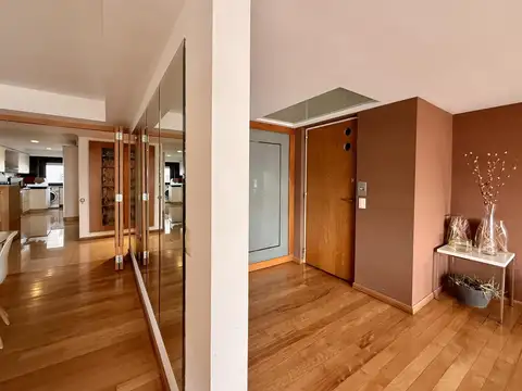 Departamento en Venta de 7 ambientes