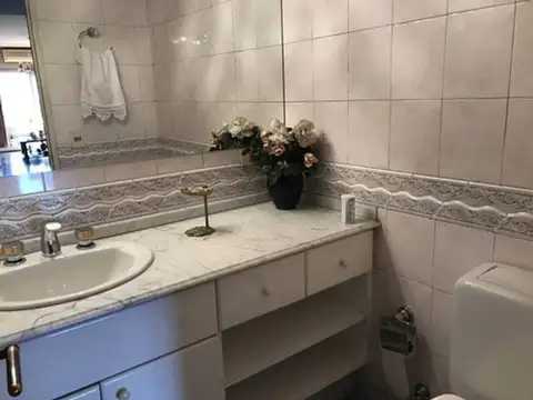 Departamento 4 ambientes con 2 baños