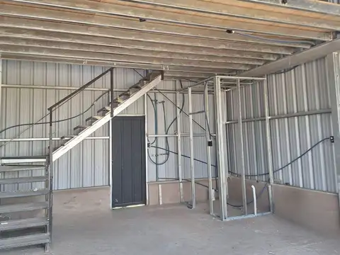 Local en Venta en Santa Rosa, USD 300.000