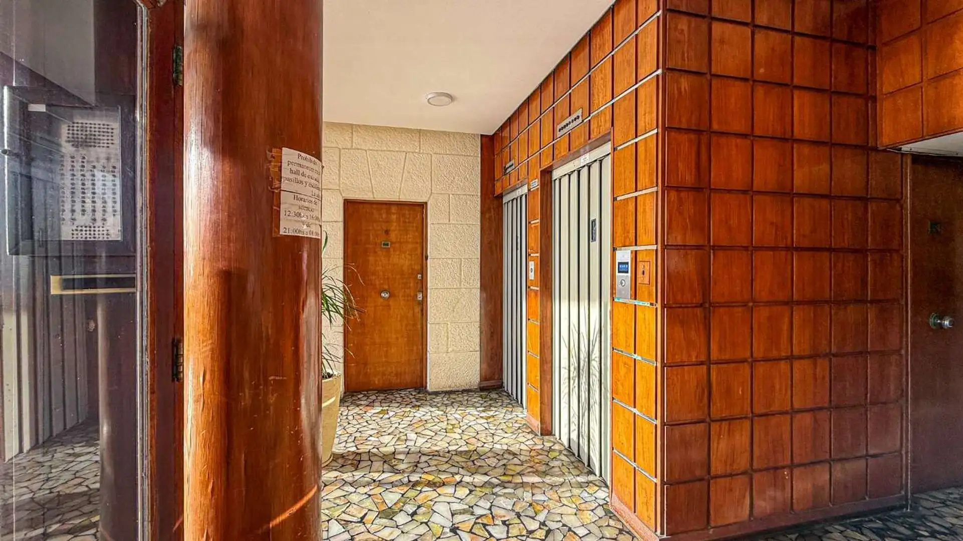 VENTA DEPARTAMENTO 4 AMB C/DEP - FRENTE AL MAR