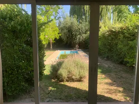 CASA EN VENTA CHACRAS DE CORIA