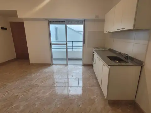 CASEROS: DEPARTAMENTO 2 AMB A ESTRENAR CON BALCON