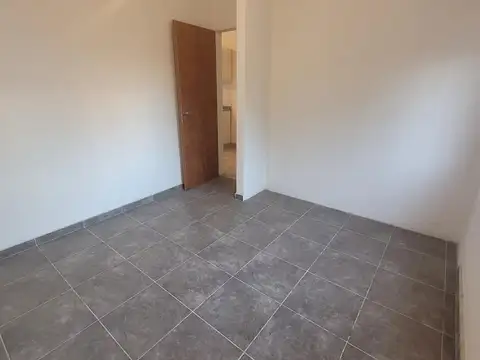 CASEROS: DEPARTAMENTO 2 AMB A ESTRENAR CON BALCON