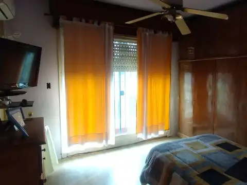 Depto Tipo Casa en Alquiler de 3 ambientes