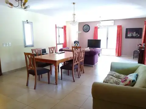 Casa en Venta en Ingeniero Maschwitz, USD 265.000