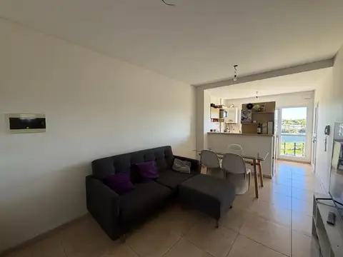Departamento tres ambientes en alquiler con cochera - Maconda
