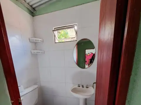 SALON CON BAÑO PRIVADO