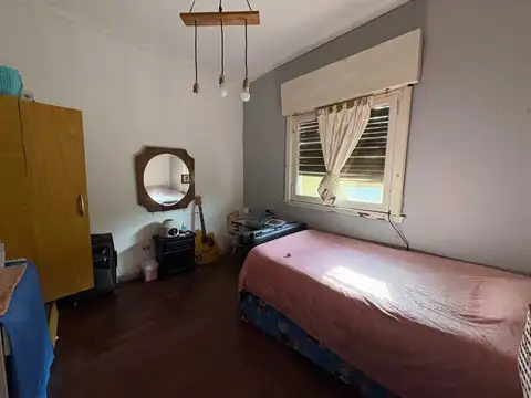 Casa 4 ambientes con 1 baño