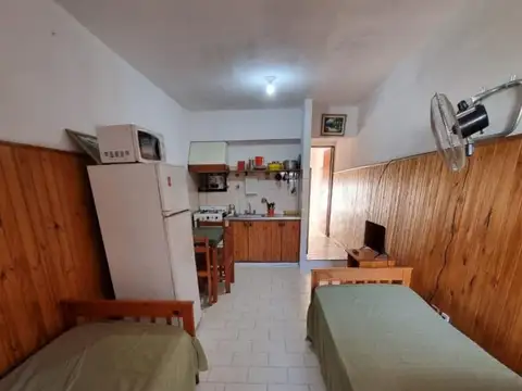 147 , Piso 1