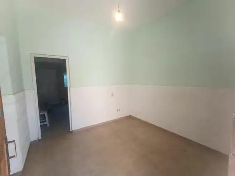 Casa de 2 ambientes con Patio en Alquiler