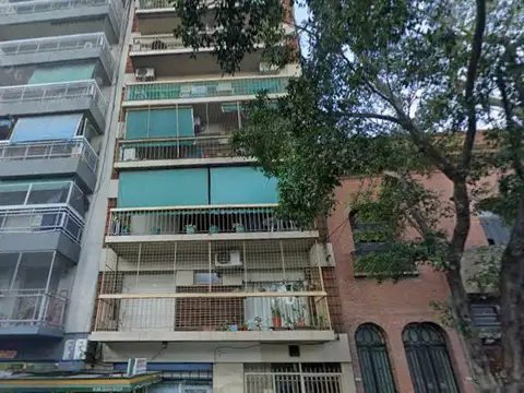 Departamento 2 ambientes contrafrente con balcón- Flores