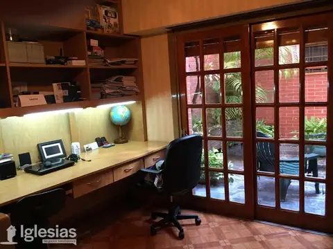 Casa 5 ambientes con 3 baños