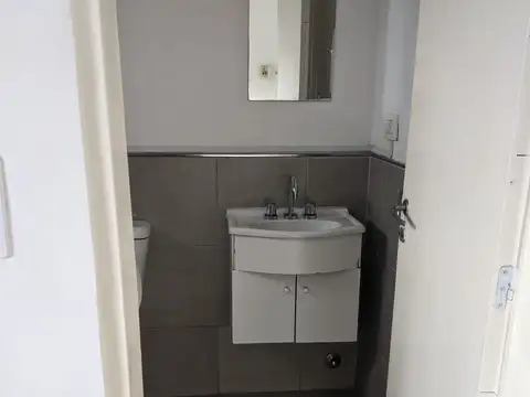 Tierra del Fuego 2500, Piso 1