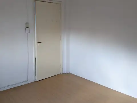 Departamento en Alquiler en Pompeya, $ 480.000