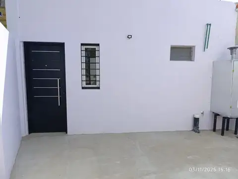 MONOAMBIENTE CON COCHERA