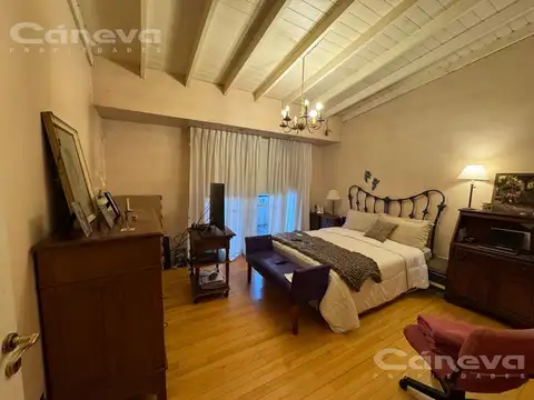 Casa 6 ambientes con 3 baños