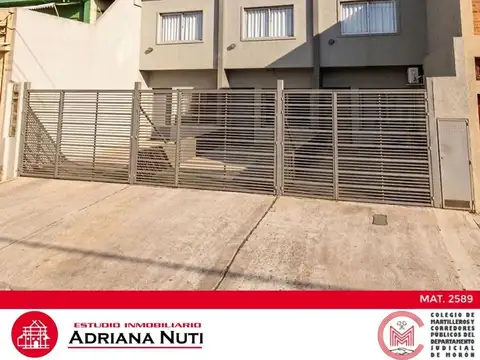 DUPLEX 3 AMBIENTES CON COCHERA