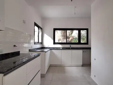 Casa en Alquiler al Sur