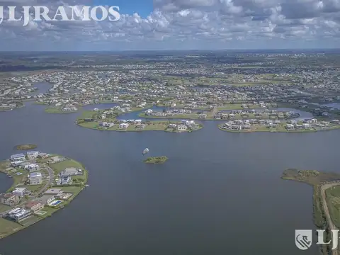Terreno en Puertos del Lago - BARRIO AMARRAS