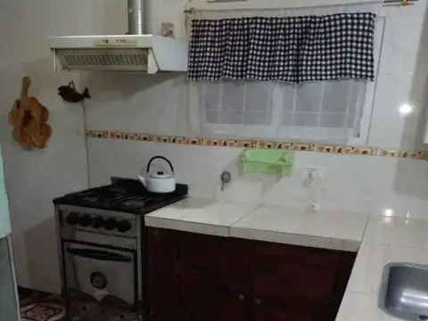 Casa 3 ambientes con 2 baños