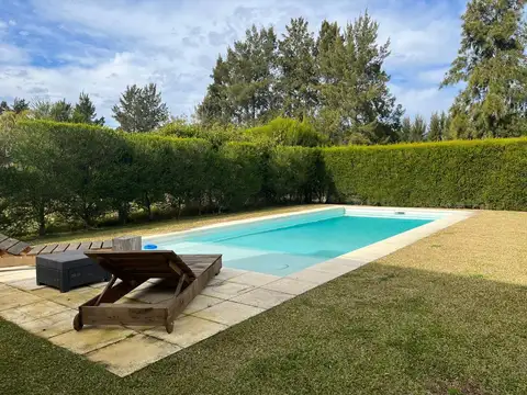 Casa en Barrio Santa Catalina Alquiler CON muebles Villanueva