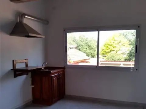 Departamento en Alquiler en Del Viso, $ 300.000