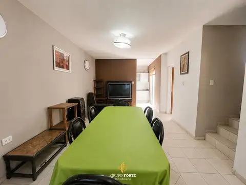 Depto Tipo Casa en Venta de 4 ambientes