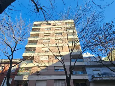 3 AMB VENTA BALCON AL FTE EN MONSERRAT