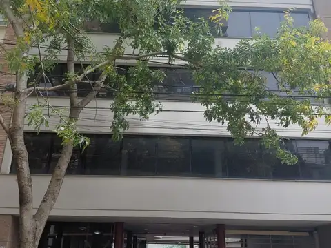 Oficina en venta de 1750 m2 en San Isidro