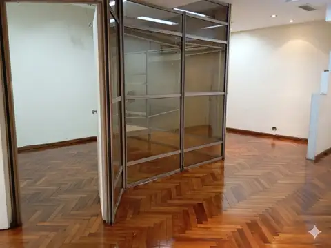 Oficina en el corazon de la calle Libertad