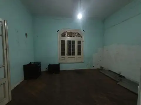 Depto Tipo Casa en Venta en Caballito, USD 138.000