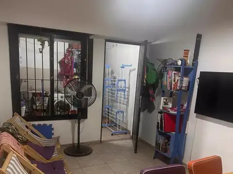 Depto Tipo Casa 3 ambientes con 1 baño