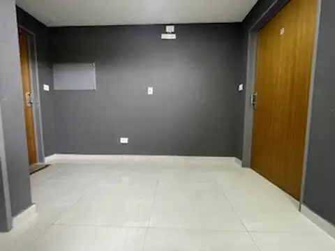 EXC MONO-AMB A ESTRENAR CT-FTE C/BALCON, BAÑO COMPLETO PLACAR SEMIPISO DETALLES DE CATEGORIA