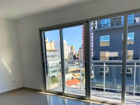 “Oportunidad: Departamento en pleno Quilmes Centro”