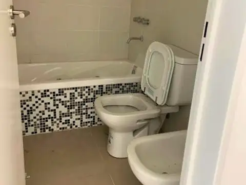 “Oportunidad: Departamento en pleno Quilmes Centro”