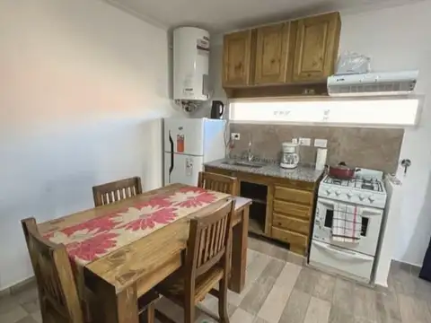 Moderno Complejo 4 Cabanas Equipadas Funcionando