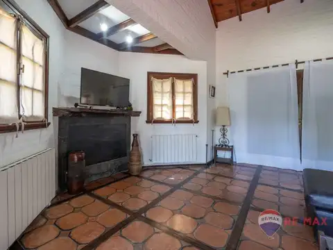 Casa en Venta con 1 cochera