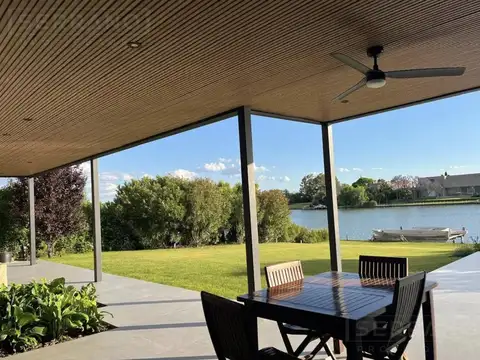 Casa en Alquiler de 4 dormitorios